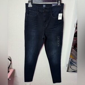 NWT Gap Women's Blue Denim  Super Stretch Skinny Jeans Size 27R